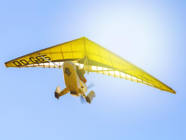 microlight-4317114-1920.jpg