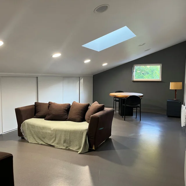 Bureaux A Louer A Ponts Et Marais 1