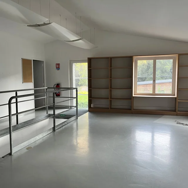 Bureaux A Louer A Ponts Et Marais 4