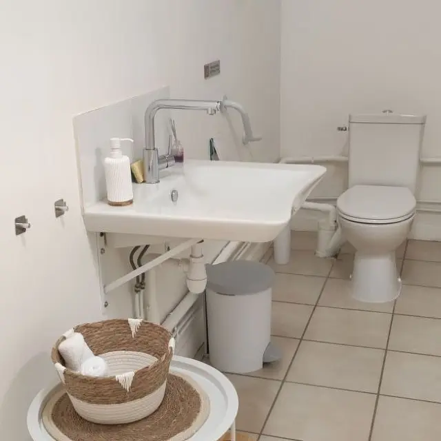 Bureaux A Louer Au Treport En Face De La Mairie 3 Rotated