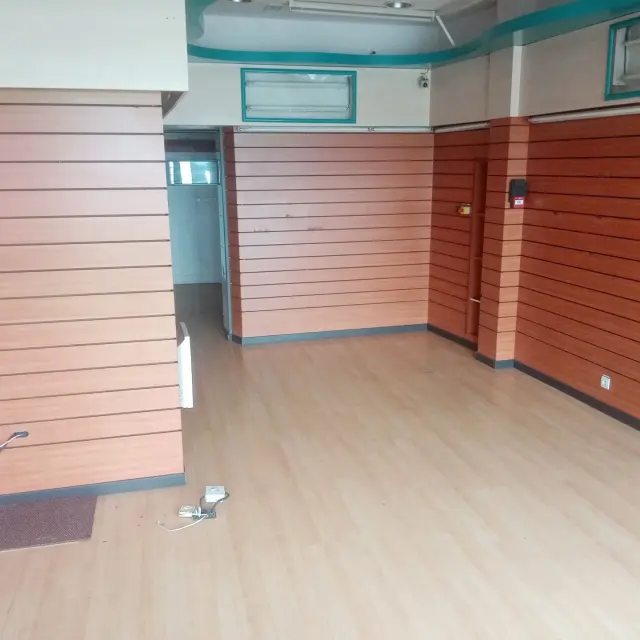 Local 10 Quai Francois 1er Interieur 1