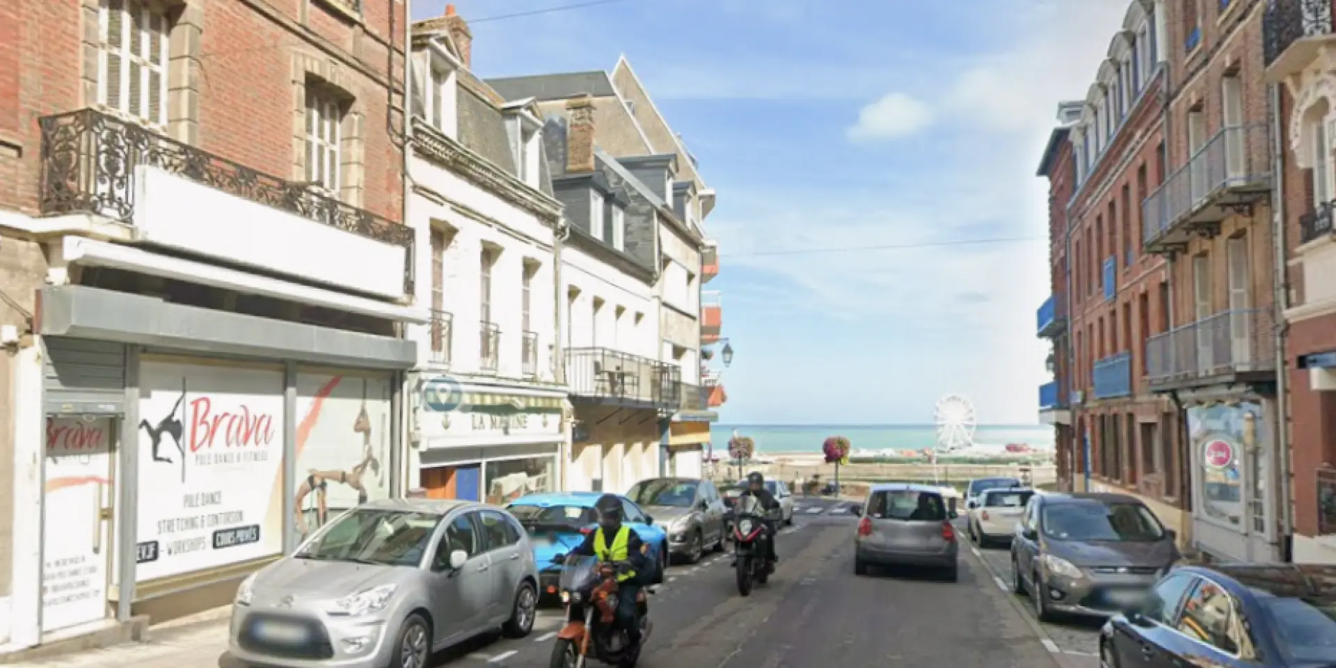 12 Rue De La Commune De Paris Rue