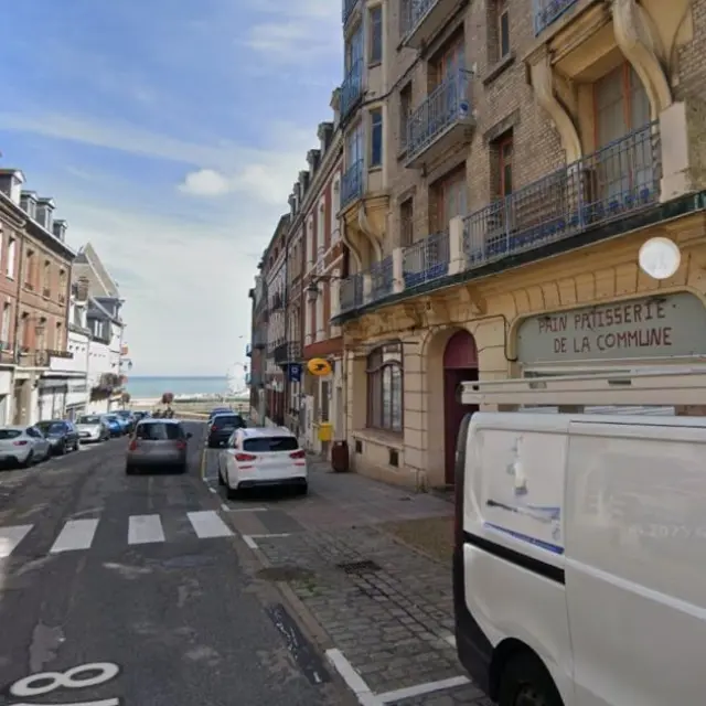 11 Rue De La Commune De Paris Rue