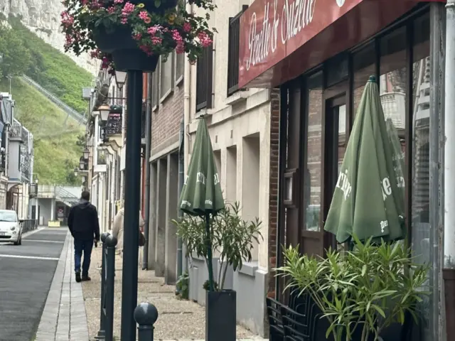 Perette Et Suzette Facade