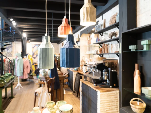 Commerces Et Services