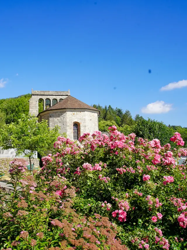 Bell tower of Concoules