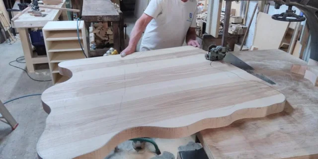 Ebenisterie D'art André Combot Boucle Vézénobres