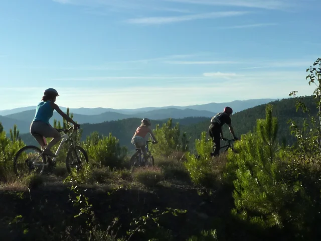 Vvt hiking in the Cevennes ©bernadette Price
