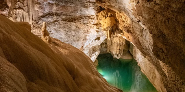 Lac de minuit à la grotte de Trabuc