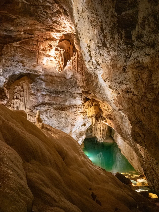 Lac de minuit à la grotte de Trabuc