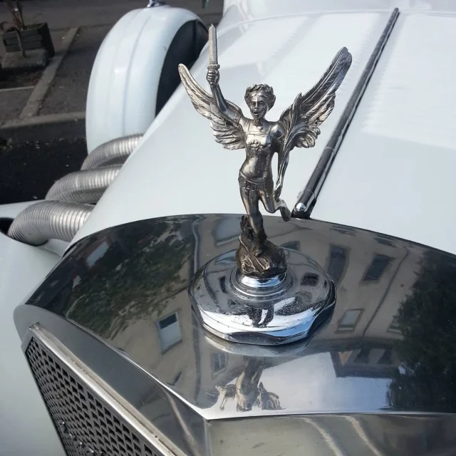 Excalibur Voiture De Collection 2
