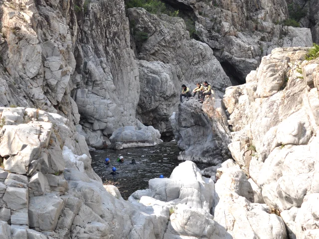 Canyoning