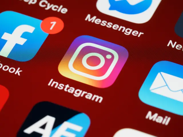 Réseaux sociaux numériques