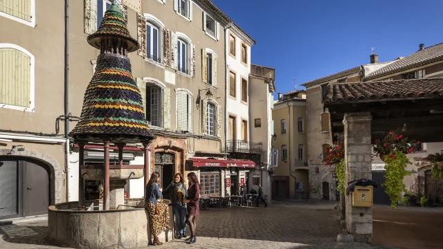 Fontaine Pagode Anduze