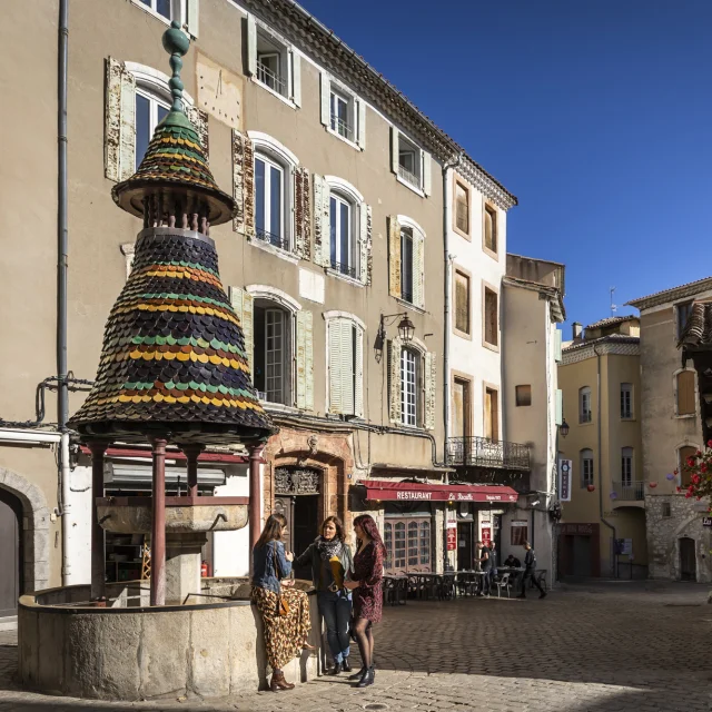 Fontaine Pagode Anduze