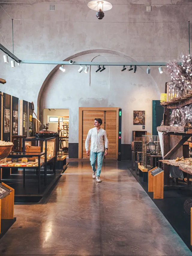 Maison Rouge 1 Lezbroz