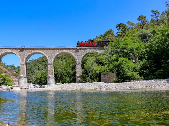Train Et Gardon 42