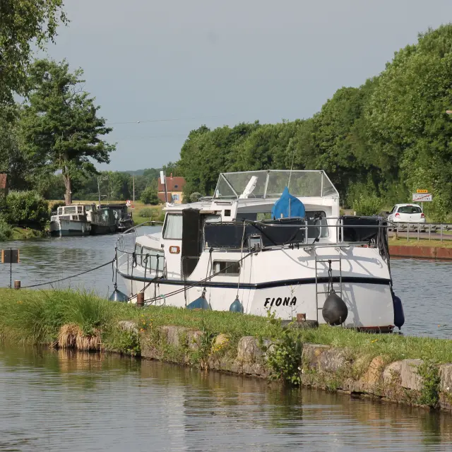Saint Leger Sur Dheune Hafen Canal Fluvial 2