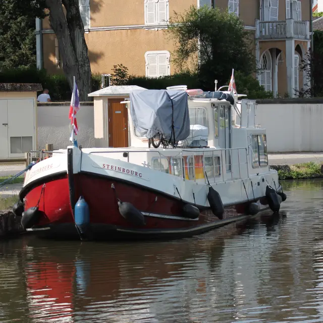 Saint Leger Sur Dheune Canal Velo Locaboat Voie Verte Ot 25