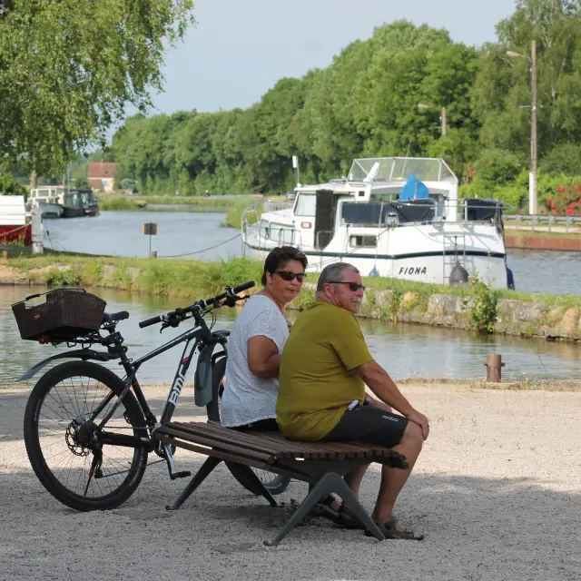Saint Leger Sur Dheune Hafen Canal Fluvial 4