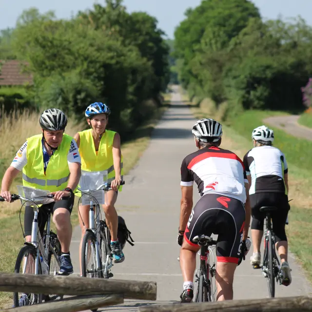 Givry Voie Verte Camping Car Velo Cyclo Ot 143