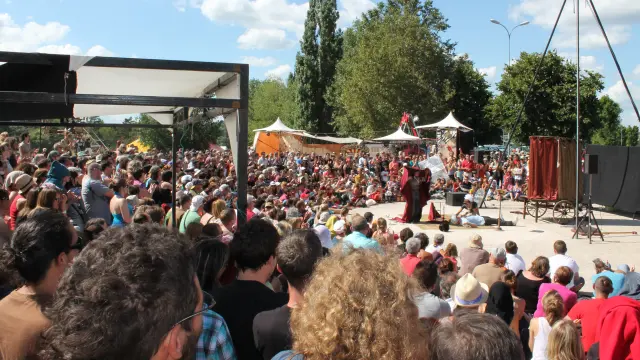 Chalon Dans La Rue En Plein Air
