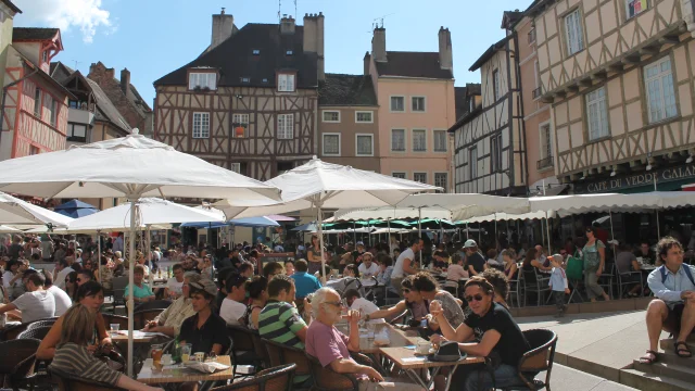 Chalon Dans La Rue Place Saint Vincent