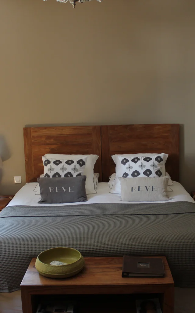 Rooms Hotels