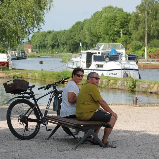 Saint Leger Sur Dheune Port Canal Fluvial 4