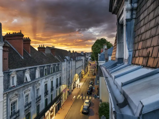 Nmessner Chalon 49 Min