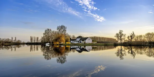 Nmessner Epervans 02 Min