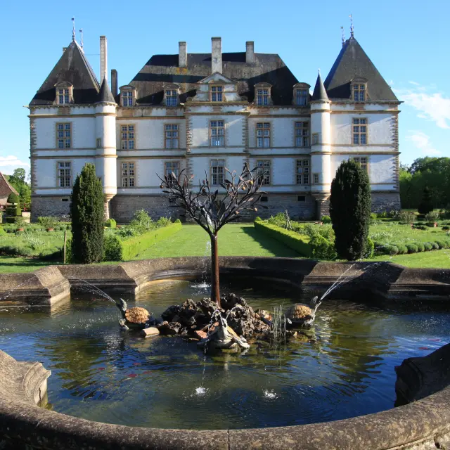 Cormation Chateau De Cormatin Chateau 2011