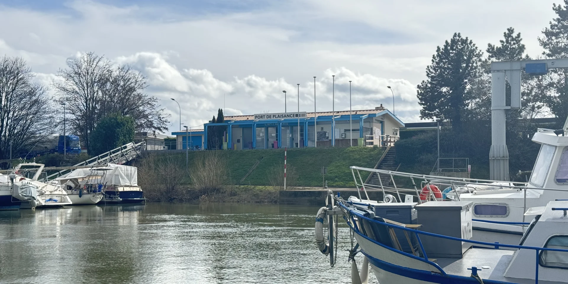 Chalon-sur-Saône marina