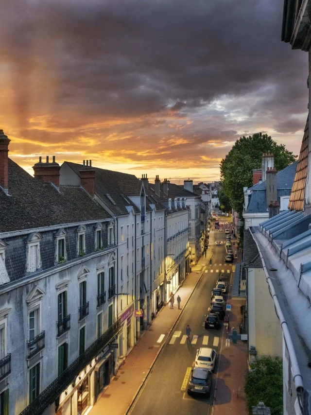 Nmessner Chalon 49 Min