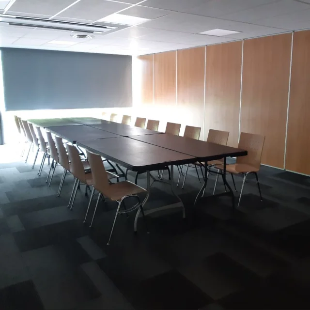 Kleines Wohnzimmer 20 Personen Meeting In U-Form
