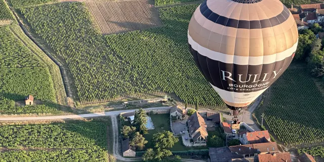 Vol en montgolfière sur la vallée des vaux