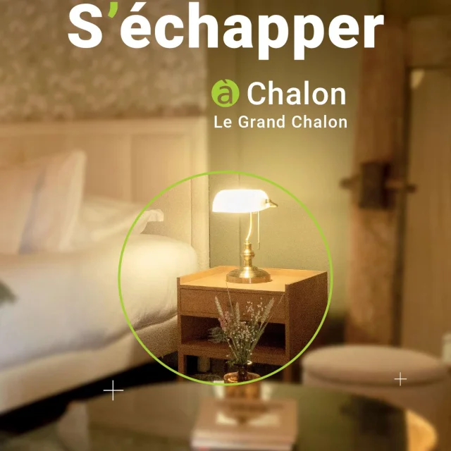 Couv-E-brochure-Hebergement-2025.jpg