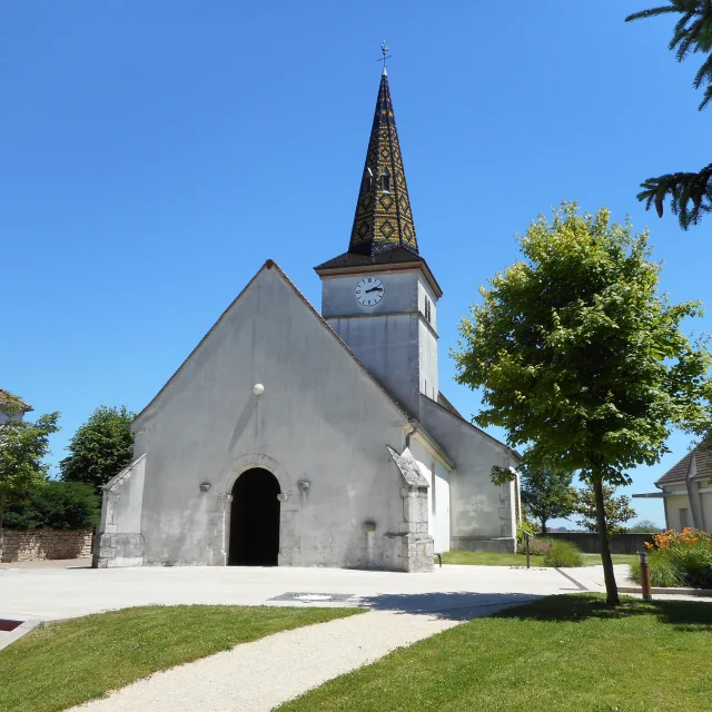 Crissey Patrimoine Eglise Mairie Massifs 2