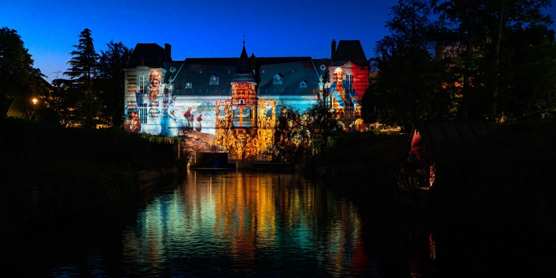 Balade En Barque Metamorpheauses Chalons Chateau Marche 4