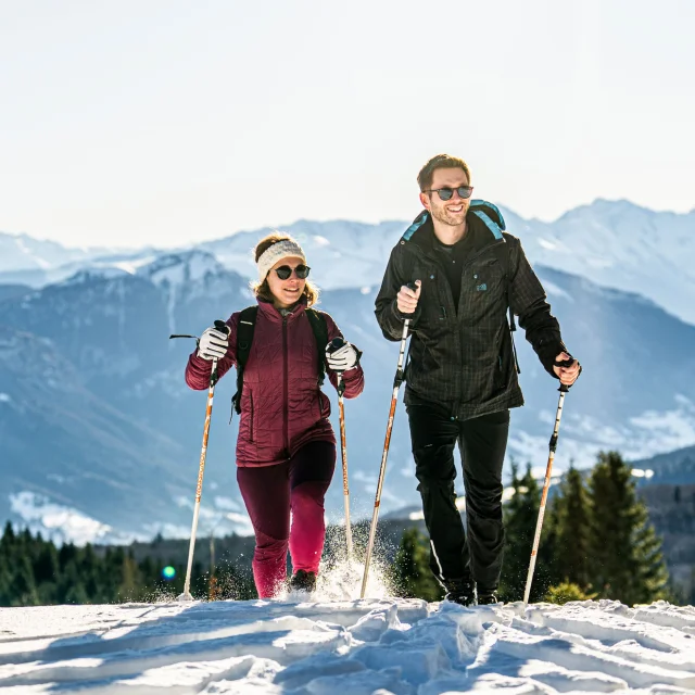 Snowshoeing and cross-country skiing - Savoie Grand Revard
