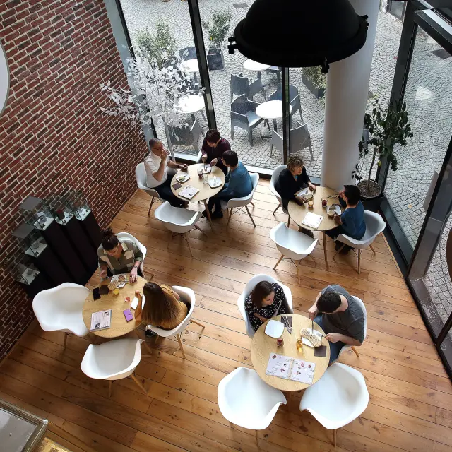 Cafe des inities HD Copyright  Chambery - G Cottet (4).jpg