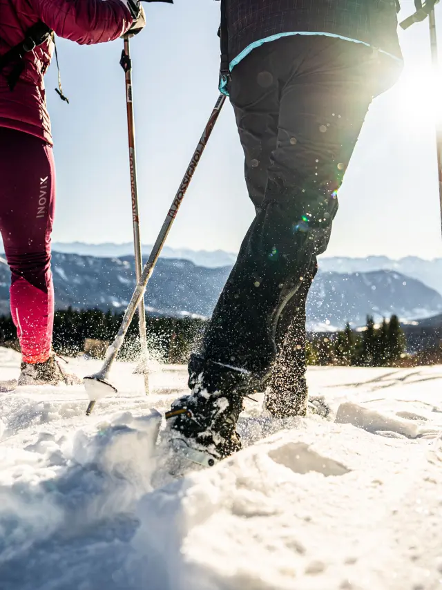 Snowshoeing and cross-country skiing - Savoie Grand Revard