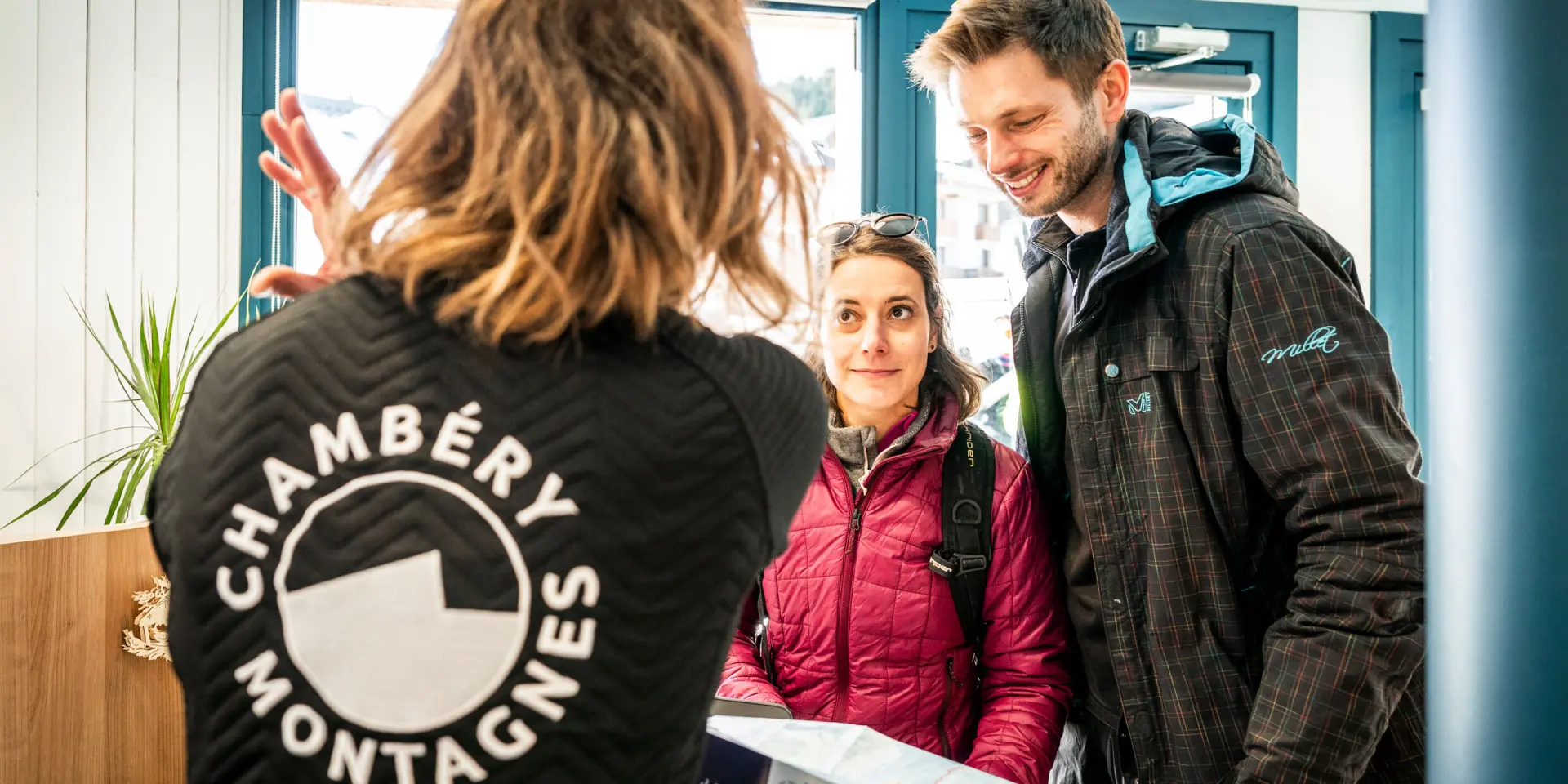 Snowshoeing and cross-country skiing - Savoie Grand Revard