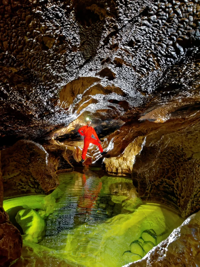 Prerouge cave