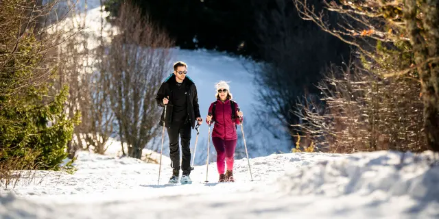 Snowshoeing and cross-country skiing - Savoie Grand Revard