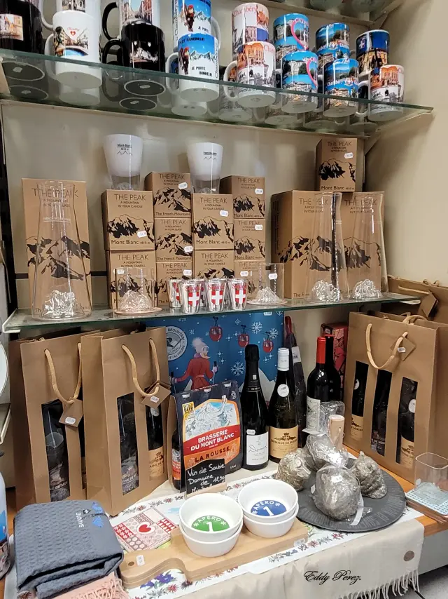 Tabac Jaune Souvenirs Chambery