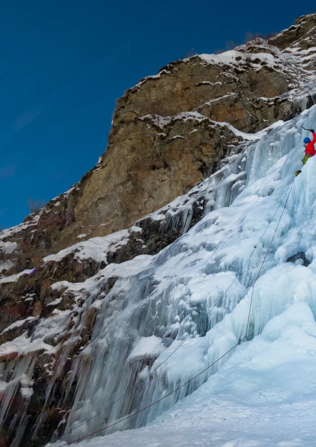 Cascade De Glace Gioberney