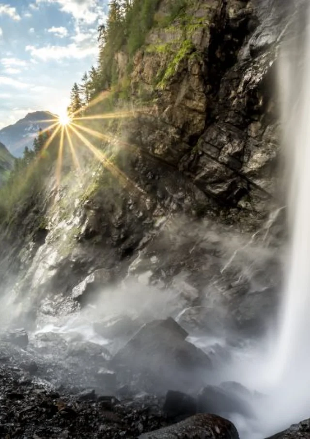 Cascade de la Pisse, randonnée au refuge du Touron