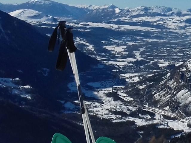 Vue sur la vallée du Champsaur depuis les Marches