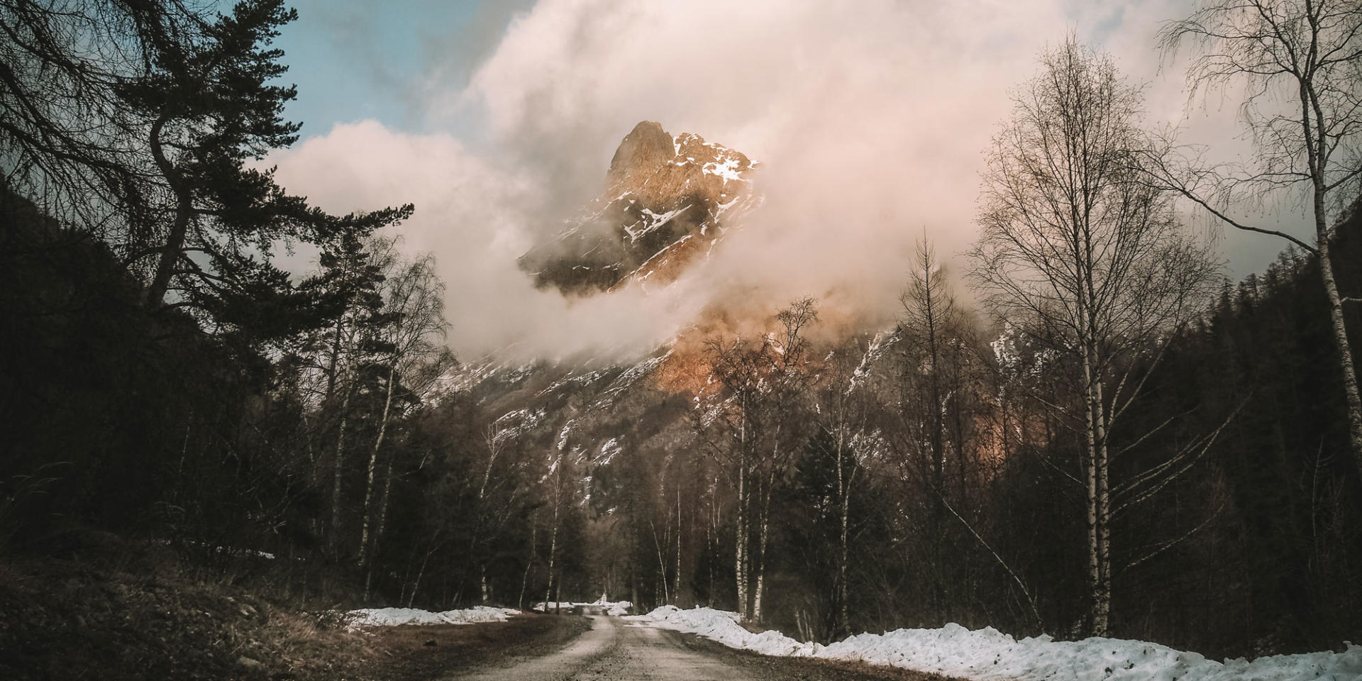 Montagne Route Vers La Fare 4
